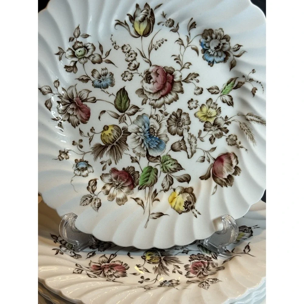 Vintage Johnson Brothers Staffordshire Bouquet 10